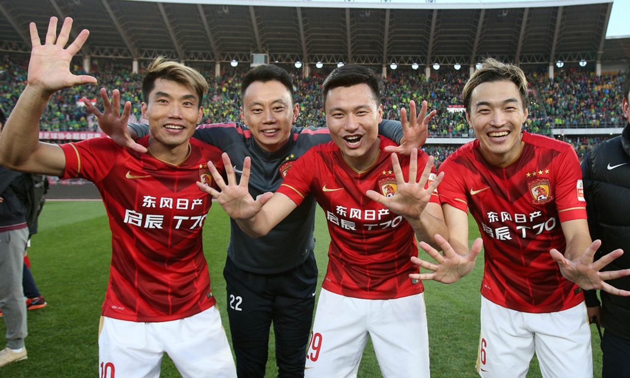 关于中超俱乐部赢得赞誉，跻身全球足坛强队行列的信息