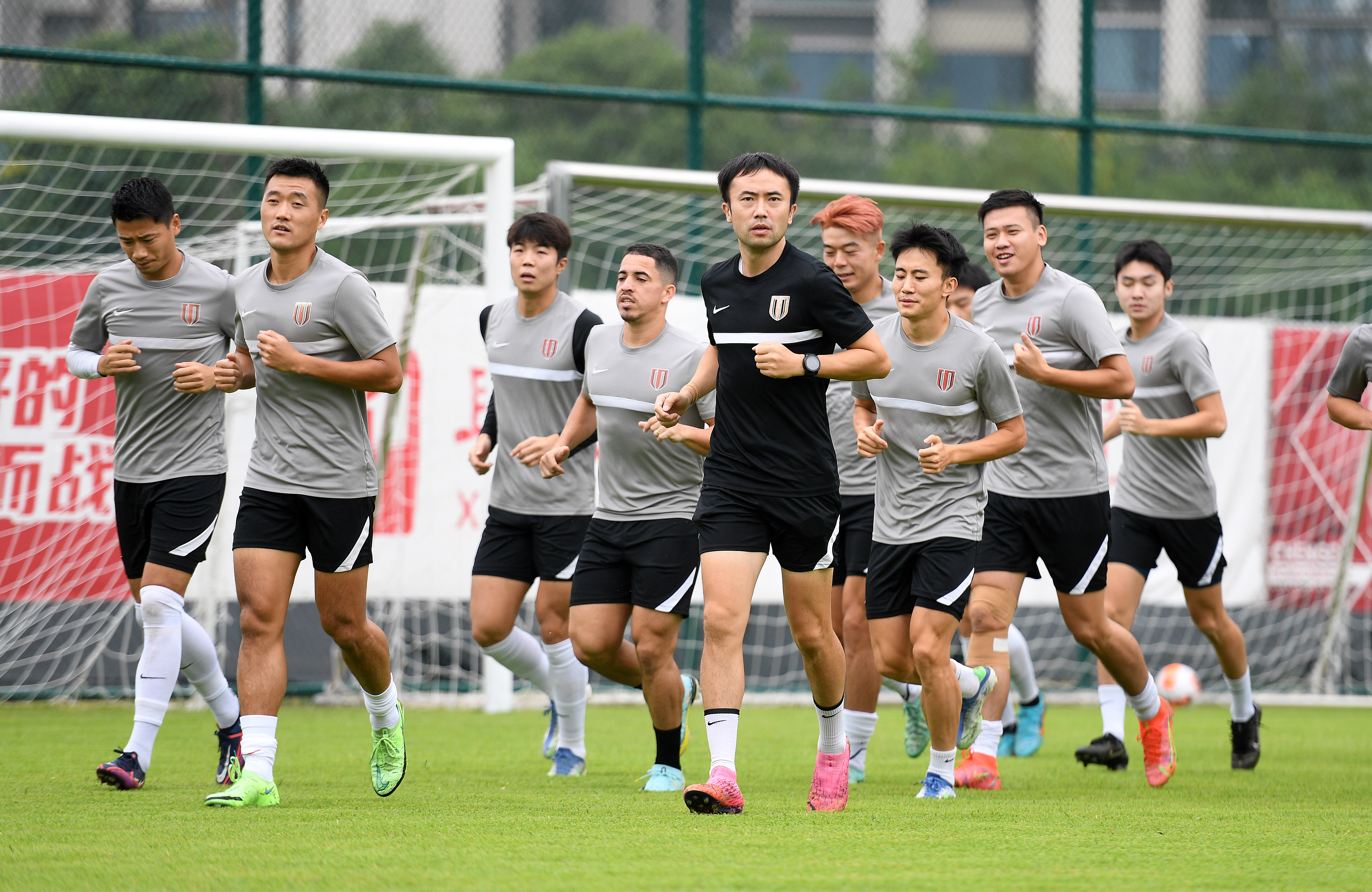 关于福建队全力以赴，积极备战下一轮精彩对决的信息